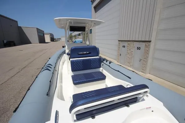 Slide: The Image of Zodiac Custom Pro 850 Optimum Twin 250hp In Stock 2022 - 8