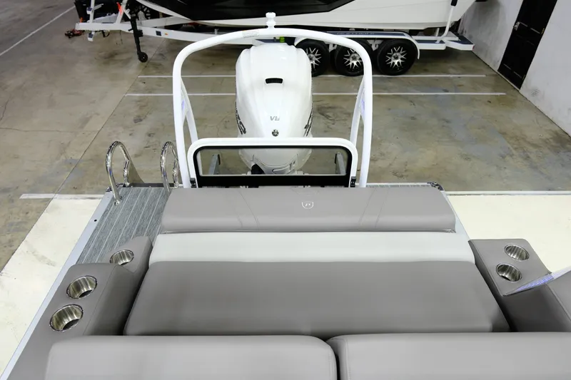 Slide: The Image of Premier 250 Intrigue RLO 2026 - 12