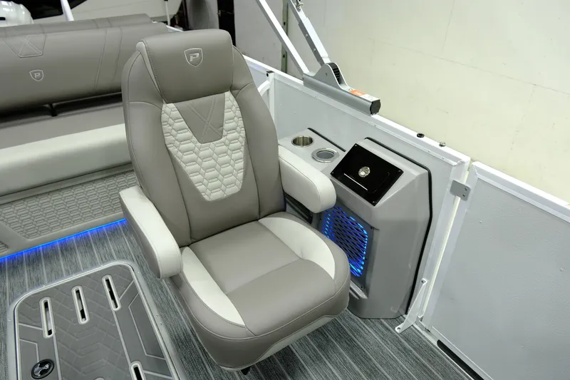 Slide: The Image of Premier 250 Intrigue RLO 2026 - 20