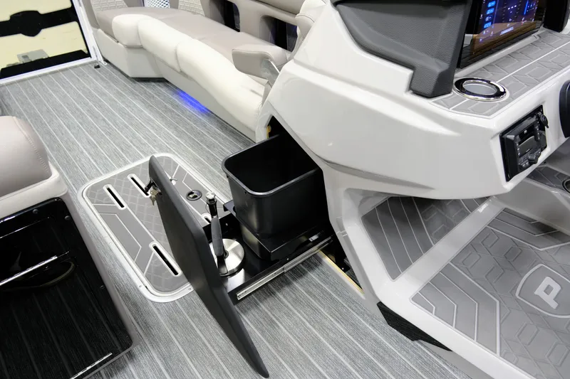 Slide: The Image of Premier 250 Intrigue RLO 2026 - 26