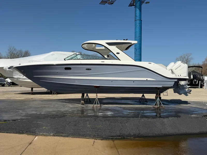 Slide: The Image of Sea Ray SLX 310 Outboard 2026 - 3