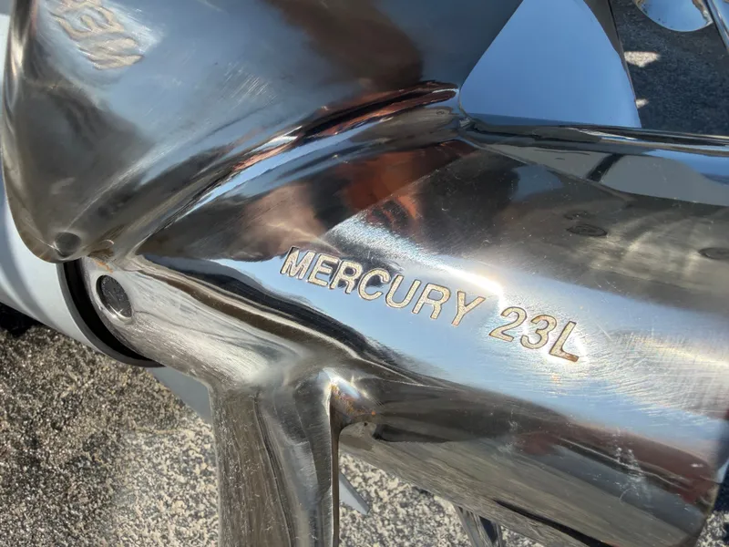 Slide: The Image of Sea Ray SLX 310 Outboard 2026 - 6