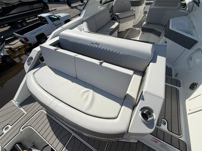 Slide: The Image of Sea Ray SLX 310 Outboard 2026 - 63