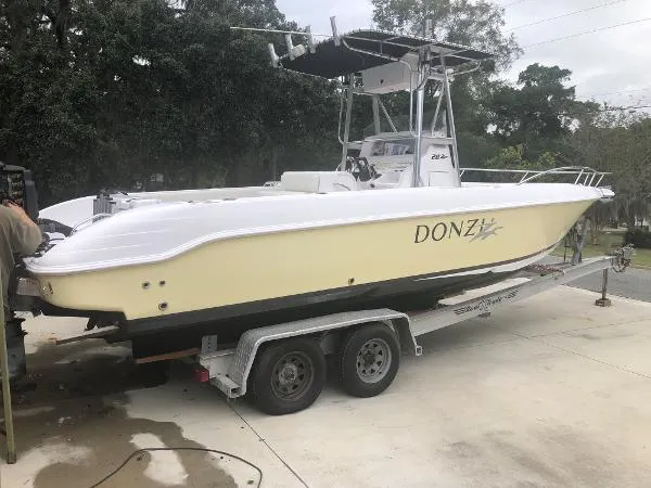 Slide: The Image of Donzi 28 2000 - 4
