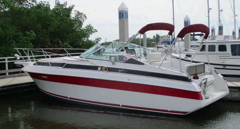 Slide: The Image of Wellcraft 2600 Cabin Cruiser 1989 - 1