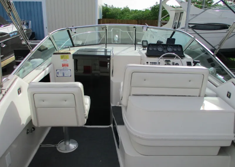 Slide: The Image of Wellcraft 2600 Cabin Cruiser 1989 - 3