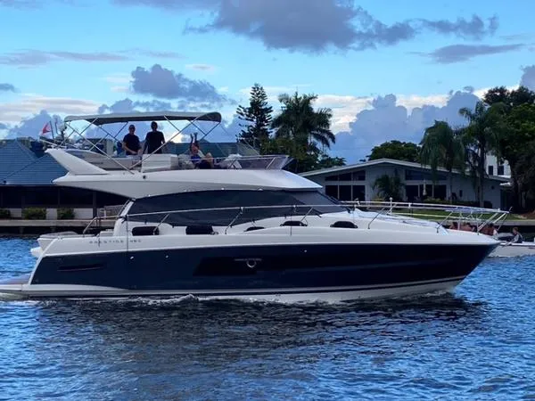 Slide: The Image of Prestige 460 2019 - 0