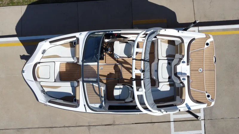 Slide: The Image of Top view of 2022 Yamaha TP1800C-XAP boat with wooden decks. - 19