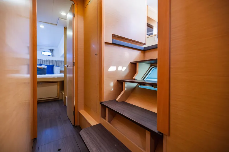 Slide: The Image of Lagoon 42 2018 - 16