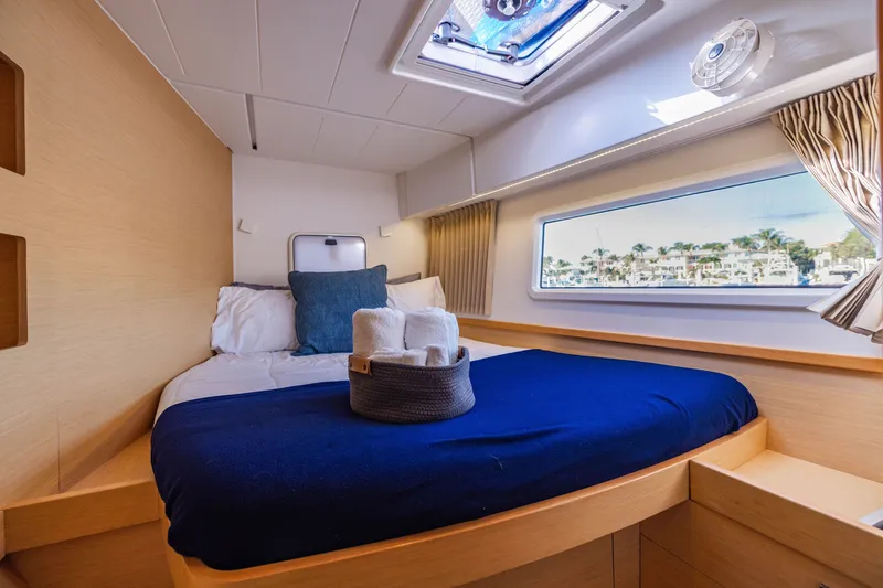 Slide: The Image of Lagoon 42 2018 - 24