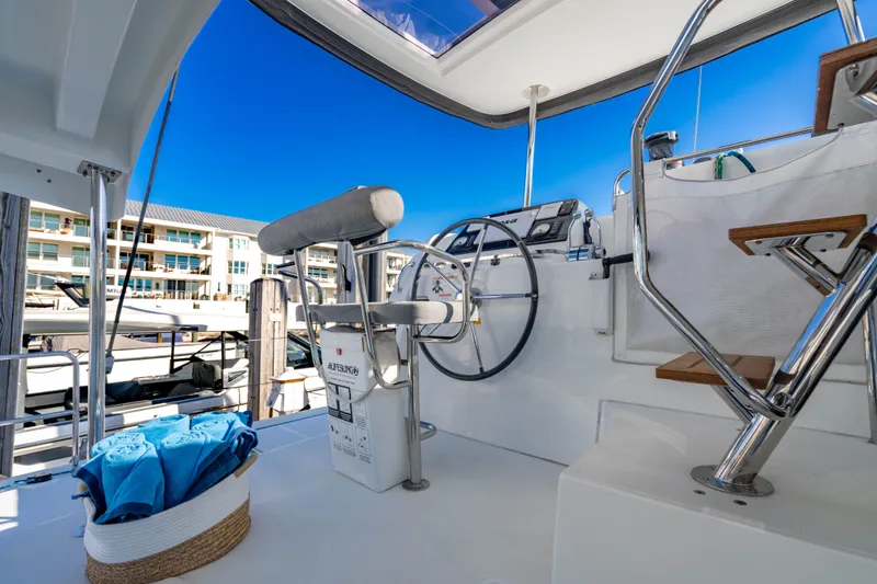 Slide: The Image of Lagoon 42 2018 - 60