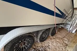 Slide: The Image of 2007 Hydra-Sports Vector 3300 CC boat on trailer with custom wheels. - 4