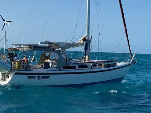 Slide: The Image of Catalina 34 MK 1.5 1990 - 0