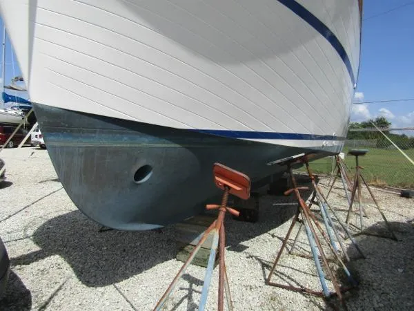 Slide: The Image of Marine Trader 34 Double Cabin 1974 - 3