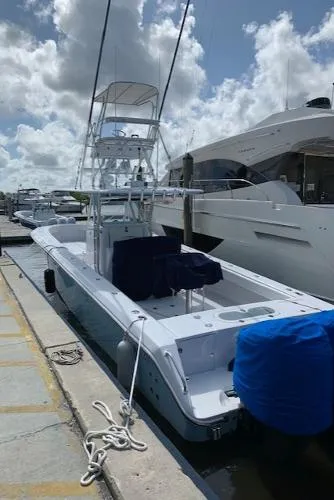 Slide: The Image of Bahama 41 2009 - 1