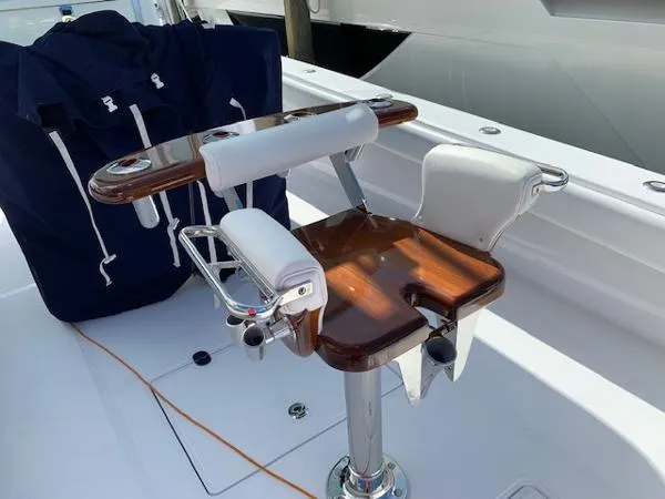 Slide: The Image of Bahama 41 2009 - 4