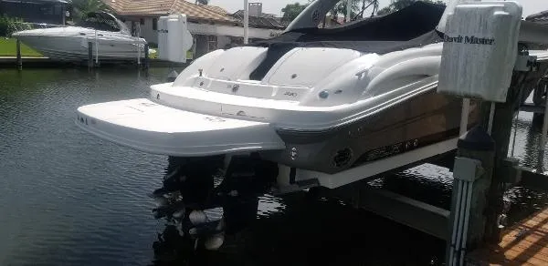Slide: The Image of Sea Ray 290 SLX Bow Rider 2008 - 7