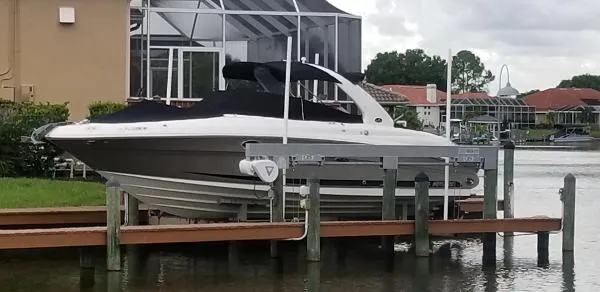 Slide: The Image of Sea Ray 290 SLX Bow Rider 2008 - 8