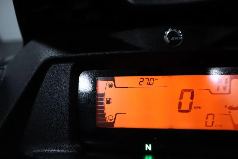 Slide: The Image of Dashboard of 2025 Sea-Doo Wake 170 showing 270 hours and 0 MPH. - 15