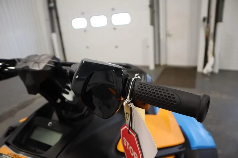 Slide: The Image of Close-up of the handlebar on a 2025 Sea-Doo Spark Trixx. - 8