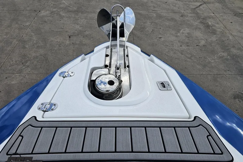 Slide: The Image of Bow of 2017 Monterey 298SS Super Sport boat with anchor and deck details. - 100