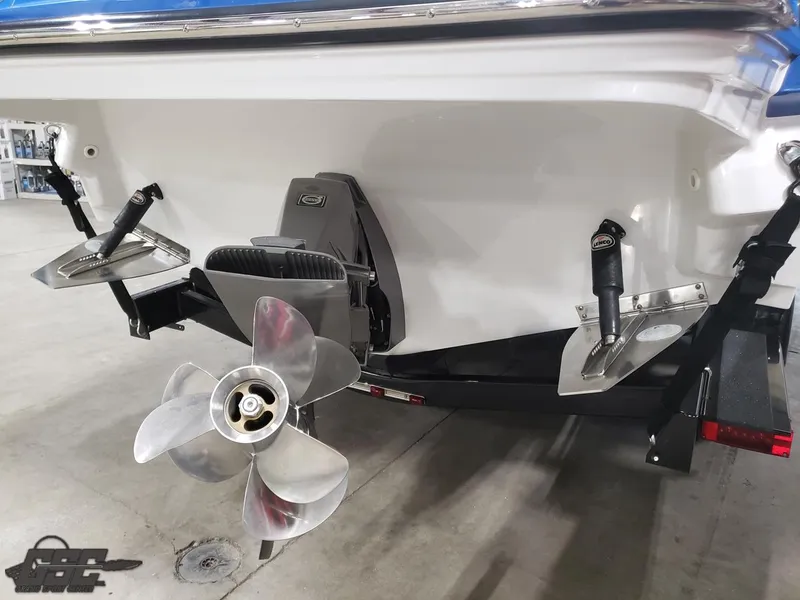Slide: The Image of 2017 Monterey 298SS Super Sport boat propeller and trim tabs - 29