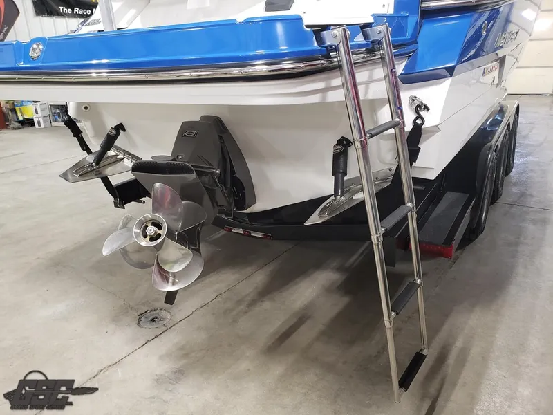 Slide: The Image of 2017 Monterey 298SS Super Sport boat with ladder and propeller. - 32