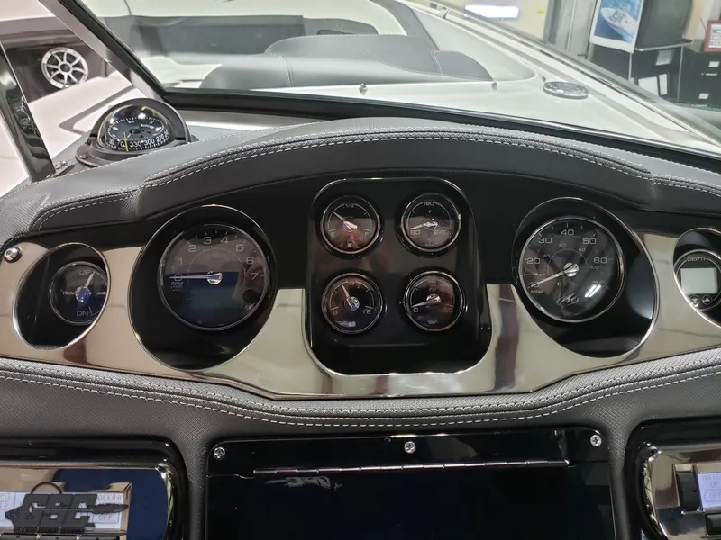 Slide: The Image of Monterey 298SS Super Sport 2017 - 57