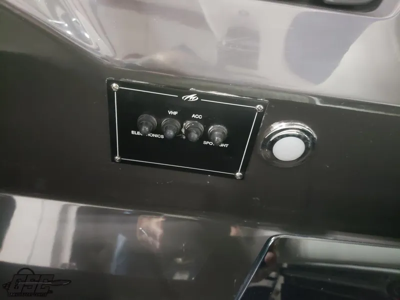 Slide: The Image of Monterey 298SS Super Sport 2017 - 63