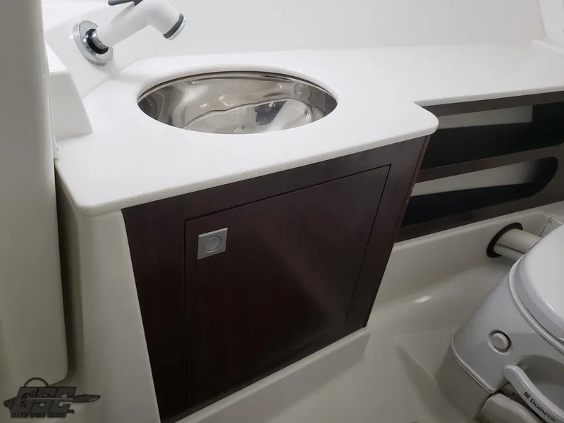 Slide: The Image of Monterey 298SS Super Sport 2017 - 72