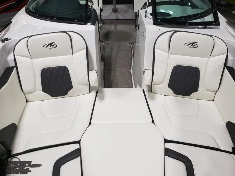 Slide: The Image of Monterey 298SS Super Sport 2017 - 77