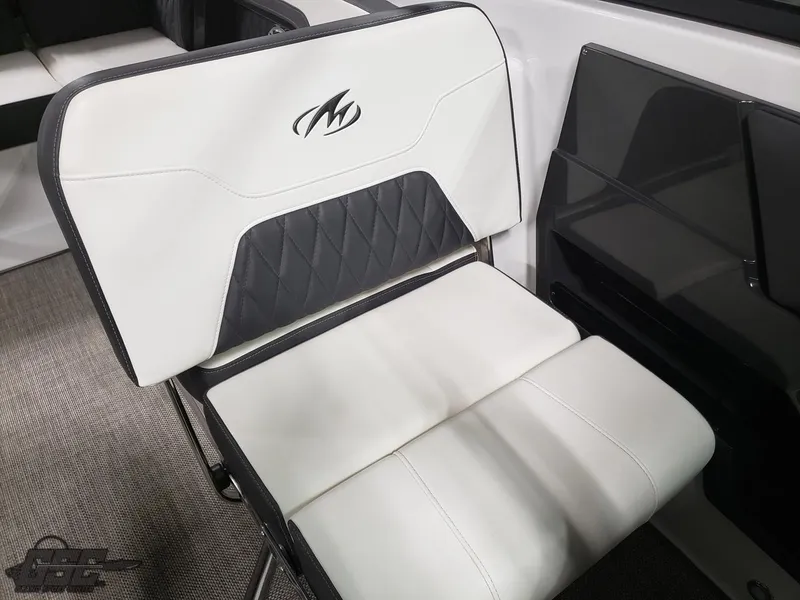 Slide: The Image of Monterey 298SS Super Sport 2017 - 81