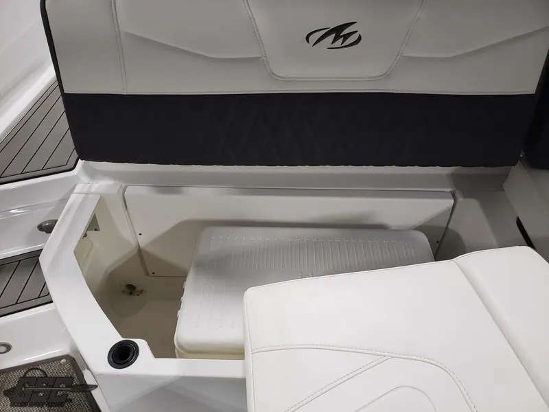 Slide: The Image of Monterey 298SS Super Sport 2017 - 83