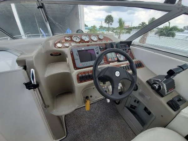 Slide: The Image of Bayliner 3055 Ciera Sunbridge DX/LX 1999 - 10