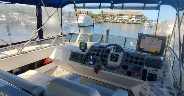Slide: The Image of Carver Yachts 405 Aft Cabin Motor Yacht 1997 - 4