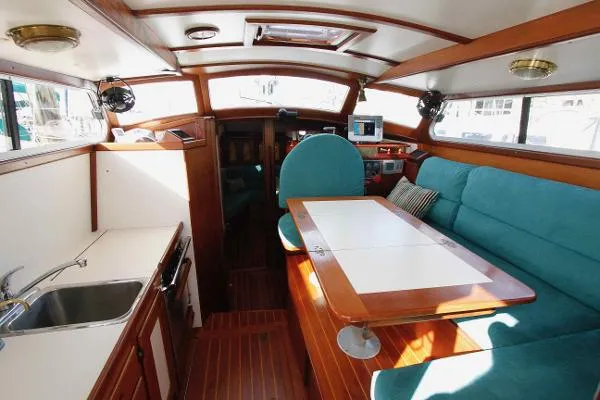 Slide: The Image of Gozzard 36 Pilothouse Cutter 1989 - 10