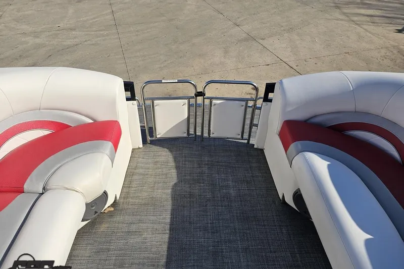 Slide: The Image of 2019 JC Tritoon Neptoon 25 Sport SL interior with red and white seating. - 70
