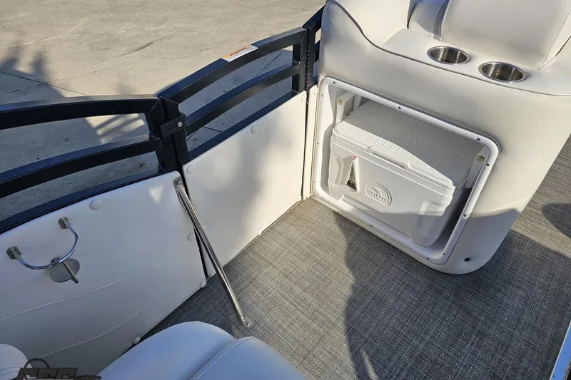Slide: The Image of Interior of 2019 JC Tritoon Neptoon 25 Sport SL with cooler and cup holders. - 63