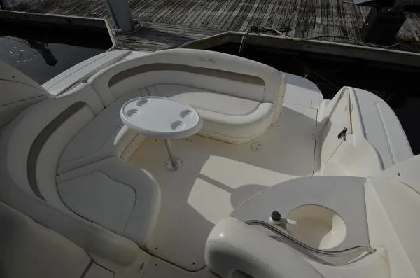 Slide: The Image of Sea Ray 320 Sundancer 2004 - 7