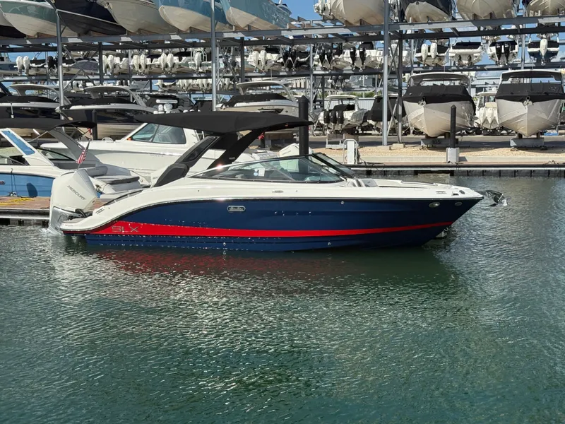 Slide: The Image of Sea Ray SLX 260 Outboard 2026 - 0
