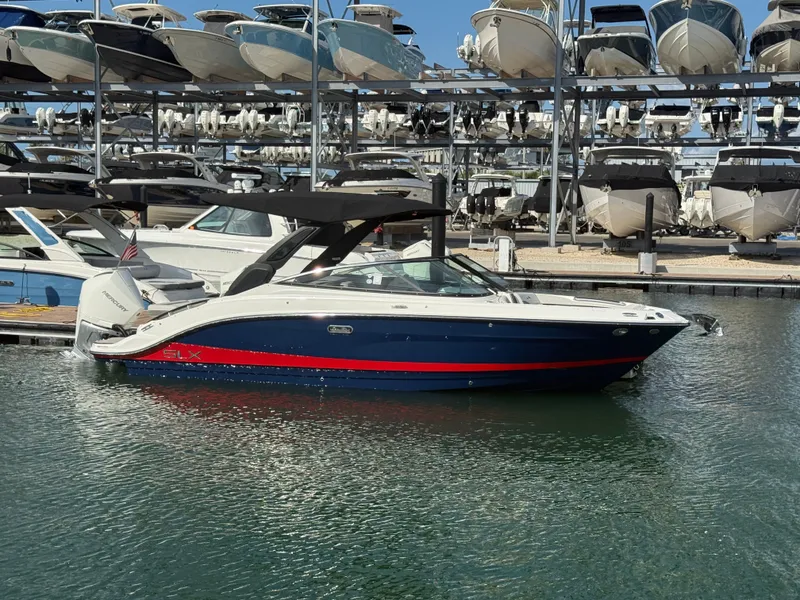Slide: The Image of Sea Ray SLX 260 Outboard 2026 - 1