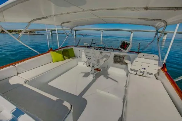 Slide: The Image of Burger Motor Yacht 1968 - 4