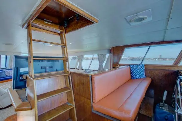 Slide: The Image of Burger Motor Yacht 1968 - 7