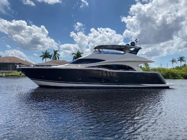 Slide: The Image of Marquis 720 Fly Bridge 2015 - 9