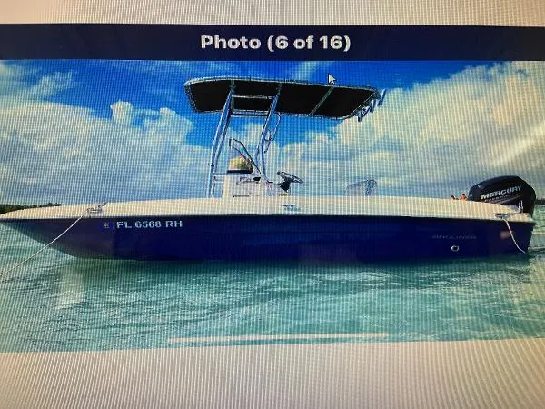 Slide: The Image of Bayliner F18 2017 - 1