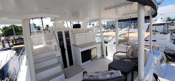 Slide: The Image of Carver Yachts 445 Aft Cabin Motor Yacht 1999 - 5