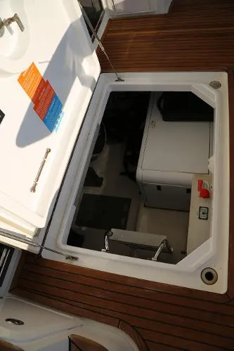 Slide: The Image of Azimut 53 2012 - 9