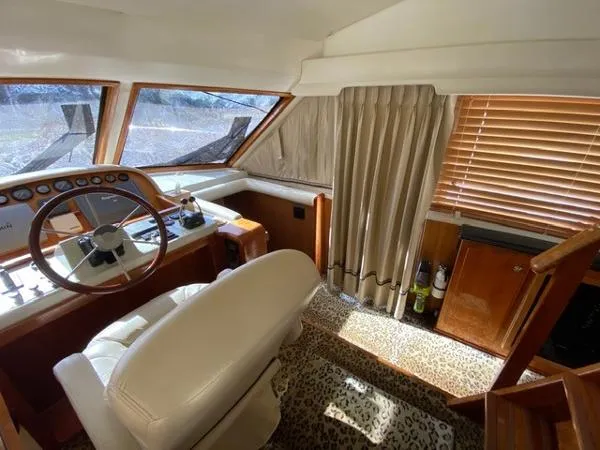 Slide: The Image of Navigator 5100 2006 - 2