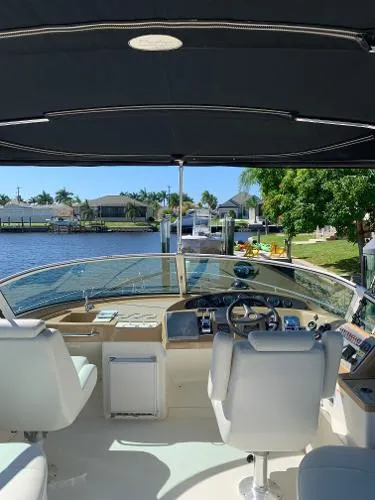 Slide: The Image of Carver Yachts Mariner 2004 - 7