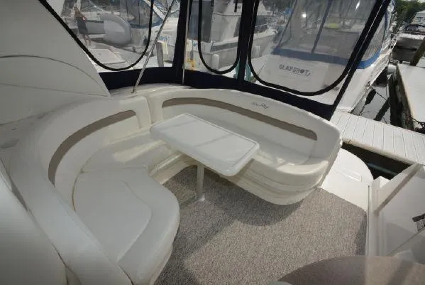 Slide: The Image of Sea Ray 320 Sundancer 2004 - 6